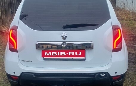 Renault Duster I рестайлинг, 2015 год, 1 100 000 рублей, 2 фотография