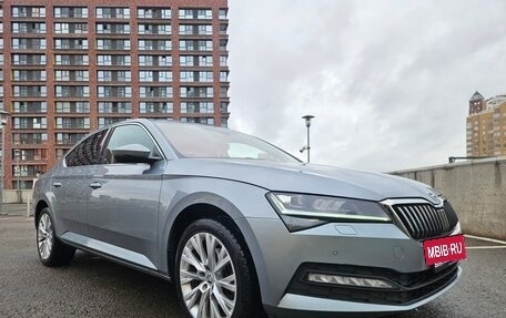 Skoda Superb III рестайлинг, 2020 год, 3 100 000 рублей, 3 фотография