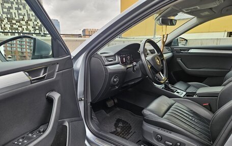 Skoda Superb III рестайлинг, 2020 год, 3 100 000 рублей, 10 фотография