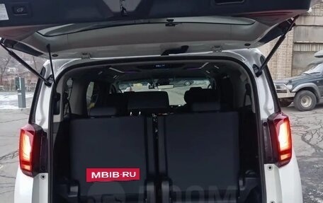 Toyota Alphard III, 2021 год, 5 990 000 рублей, 5 фотография