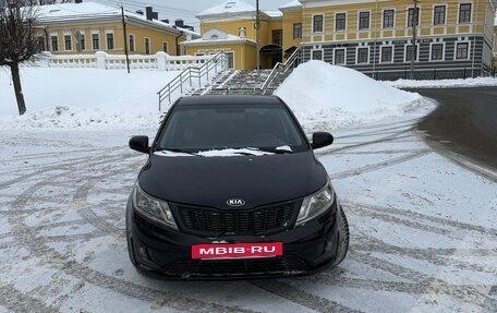 KIA Rio III рестайлинг, 2015 год, 800 000 рублей, 2 фотография