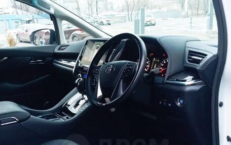 Toyota Alphard III, 2021 год, 5 990 000 рублей, 12 фотография