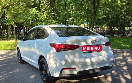 Hyundai Solaris II рестайлинг, 2018 год, 790 000 рублей, 5 фотография