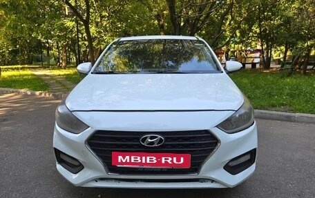 Hyundai Solaris II рестайлинг, 2018 год, 790 000 рублей, 3 фотография