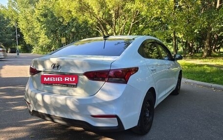 Hyundai Solaris II рестайлинг, 2018 год, 790 000 рублей, 4 фотография
