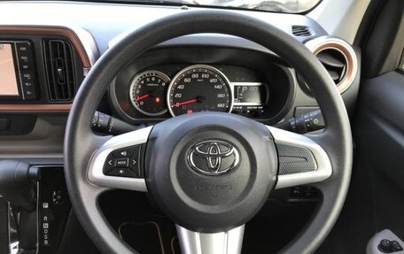 Toyota Passo III, 2022 год, 820 000 рублей, 14 фотография