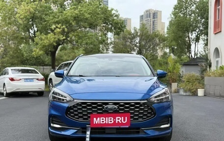 Ford Focus IV, 2021 год, 1 190 008 рублей, 2 фотография