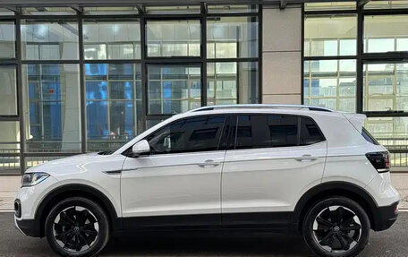 Volkswagen T-Cross I, 2022 год, 1 336 003 рублей, 3 фотография