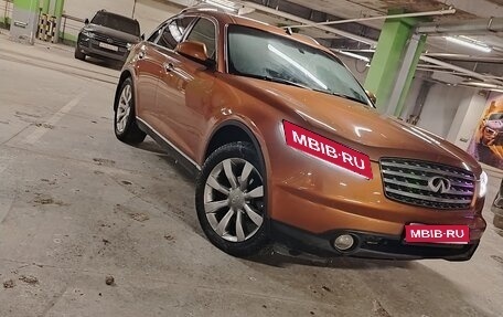 Infiniti FX I, 2004 год, 940 000 рублей, 1 фотография