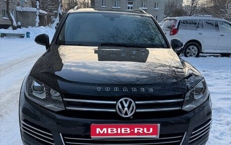 Volkswagen Touareg III, 2011 год, 1 750 000 рублей, 1 фотография