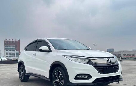 Honda Vezel, 2021 год, 1 727 000 рублей, 1 фотография