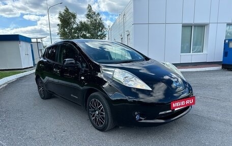 Nissan Leaf I, 2013 год, 700 000 рублей, 8 фотография