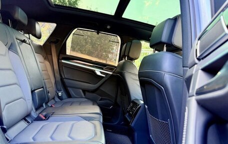 Volkswagen Touareg III, 2022 год, 11 500 000 рублей, 4 фотография