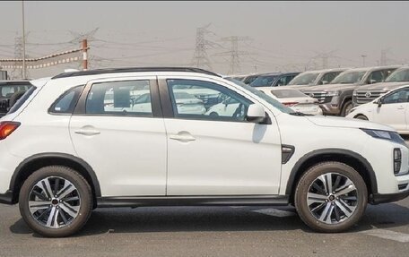 Mitsubishi ASX I рестайлинг, 2025 год, 2 650 000 рублей, 2 фотография