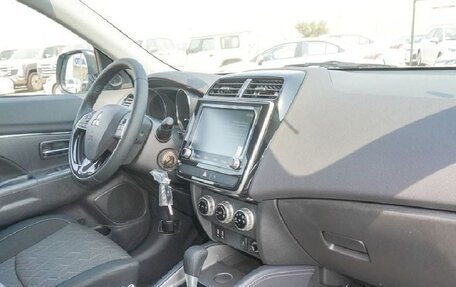 Mitsubishi ASX I рестайлинг, 2025 год, 2 650 000 рублей, 9 фотография