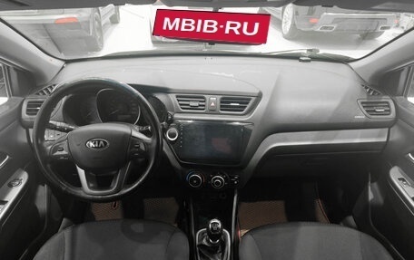 KIA Rio III рестайлинг, 2014 год, 777 000 рублей, 14 фотография