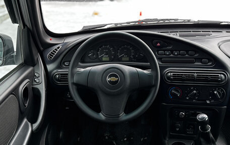 Chevrolet Niva I рестайлинг, 2018 год, 749 000 рублей, 12 фотография