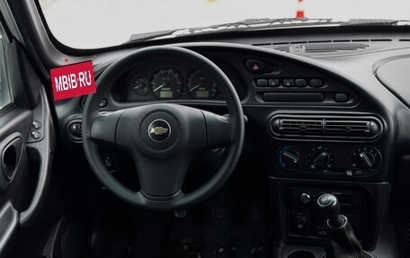 Chevrolet Niva I рестайлинг, 2018 год, 749 000 рублей, 15 фотография