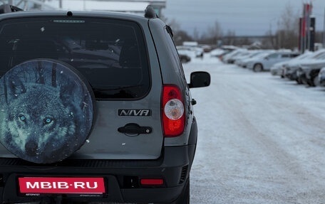 Chevrolet Niva I рестайлинг, 2018 год, 749 000 рублей, 10 фотография