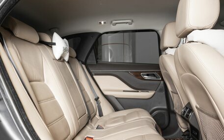 Jaguar F-Pace, 2016 год, 2 400 000 рублей, 8 фотография