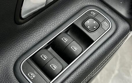 Mercedes-Benz A-Класс, 2022 год, 1 600 000 рублей, 14 фотография