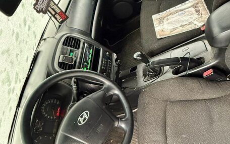 Hyundai Sonata IV рестайлинг, 2005 год, 550 000 рублей, 11 фотография