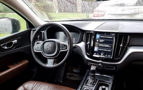 Volvo XC60 II, 2018 год, 2 690 000 рублей, 8 фотография