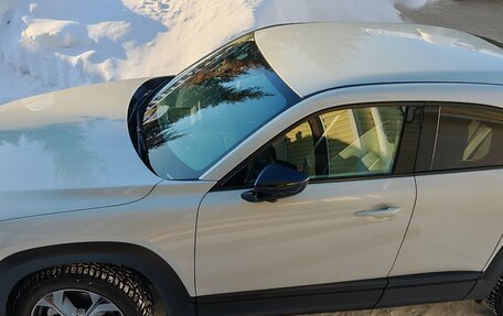 Mazda MX-30, 2020 год, 2 150 000 рублей, 9 фотография