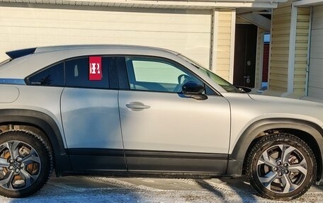 Mazda MX-30, 2020 год, 2 150 000 рублей, 4 фотография