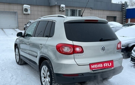 Volkswagen Tiguan I, 2010 год, 923 000 рублей, 4 фотография