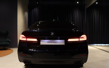 BMW 5 серия, 2022 год, 8 890 000 рублей, 6 фотография