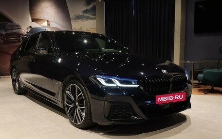 BMW 5 серия, 2022 год, 8 890 000 рублей, 3 фотография