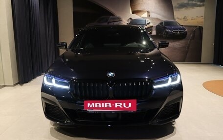 BMW 5 серия, 2022 год, 8 890 000 рублей, 2 фотография