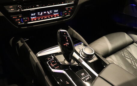 BMW 5 серия, 2022 год, 8 890 000 рублей, 15 фотография