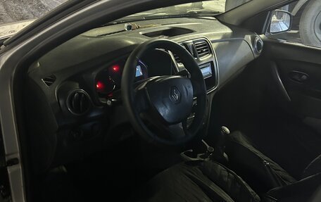 Renault Logan II, 2014 год, 370 000 рублей, 6 фотография