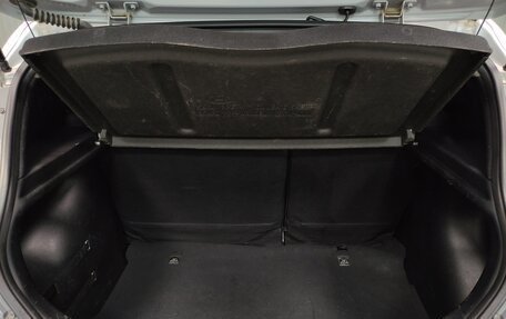 Hyundai Solaris II рестайлинг, 2015 год, 900 000 рублей, 18 фотография