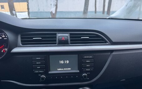 KIA Rio IV, 2018 год, 1 100 000 рублей, 31 фотография