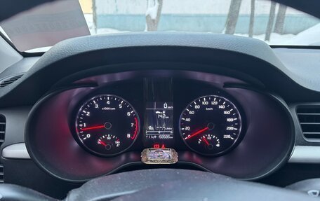 KIA Rio IV, 2018 год, 1 100 000 рублей, 27 фотография