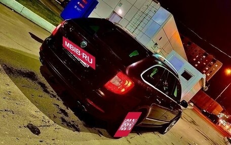 Skoda Superb III рестайлинг, 2012 год, 1 350 000 рублей, 2 фотография