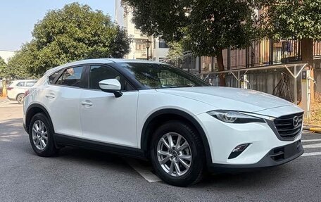 Mazda CX-4, 2018 год, 1 680 000 рублей, 3 фотография