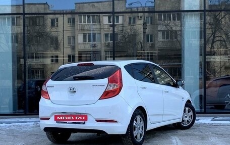 Hyundai Solaris II рестайлинг, 2015 год, 817 000 рублей, 5 фотография