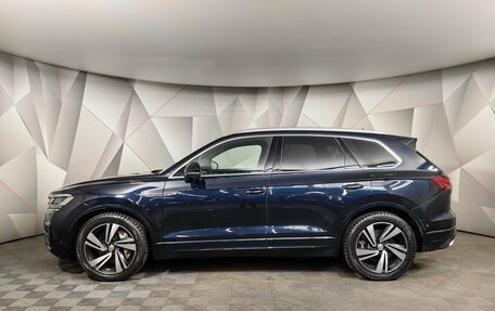 Volkswagen Touareg III, 2018 год, 4 900 000 рублей, 5 фотография