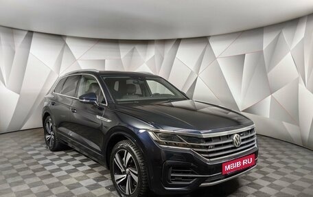 Volkswagen Touareg III, 2018 год, 4 900 000 рублей, 3 фотография