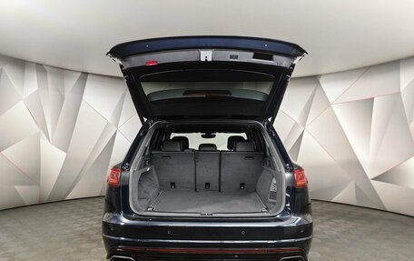 Volkswagen Touareg III, 2018 год, 4 900 000 рублей, 10 фотография