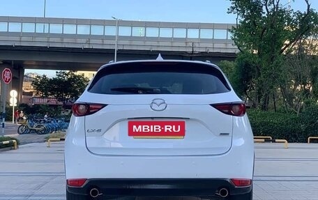 Mazda CX-5 II, 2018 год, 1 890 000 рублей, 6 фотография