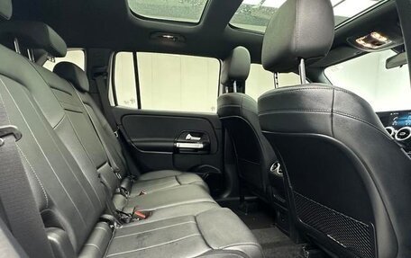 Mercedes-Benz GLB, 2022 год, 2 500 000 рублей, 18 фотография