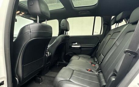 Mercedes-Benz GLB, 2022 год, 2 500 000 рублей, 16 фотография