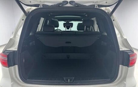 Mercedes-Benz GLB, 2022 год, 2 500 000 рублей, 23 фотография