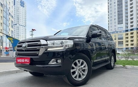 Toyota Land Cruiser 200, 2018 год, 5 400 000 рублей, 2 фотография