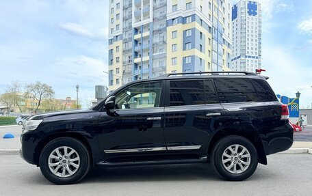 Toyota Land Cruiser 200, 2018 год, 5 400 000 рублей, 12 фотография